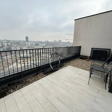 Bw Metropolitan Penthouse Apartment *